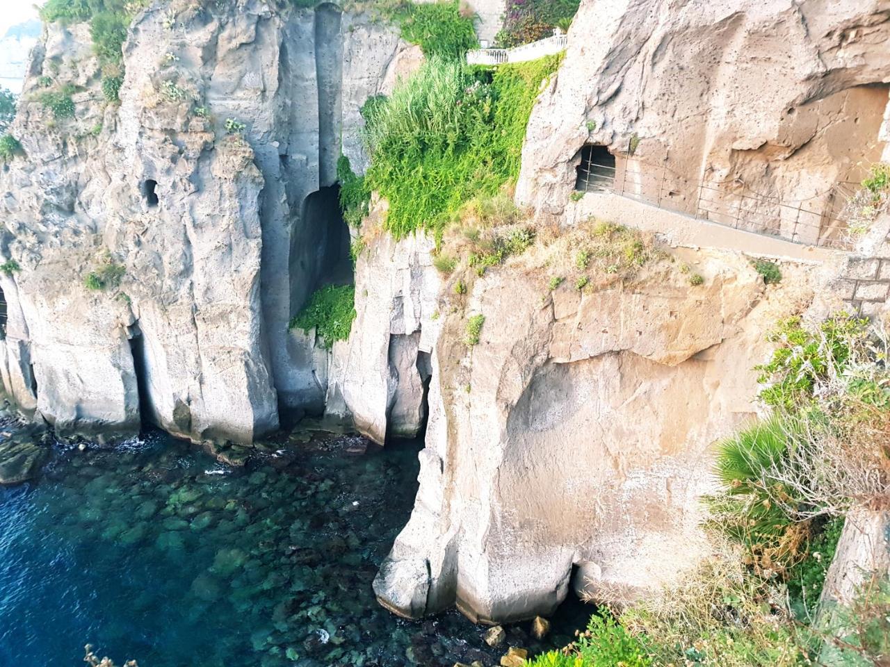 Dimora Del Conte Sorrento Coast Seaview Lejlighed Vico Equense Eksteriør billede